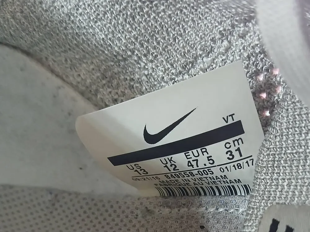Nike air vapormax fly knits mens size 13 sneakers platinum gray running